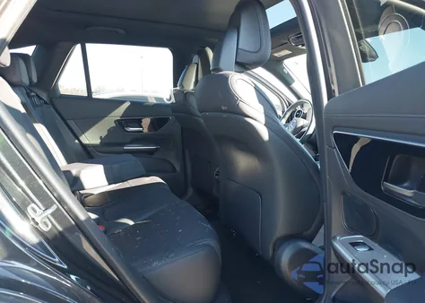 2023 Mercedes-Benz Glc 300 4Matic Suv from USA, damaged, VIN W1NKM4HB9PU031754